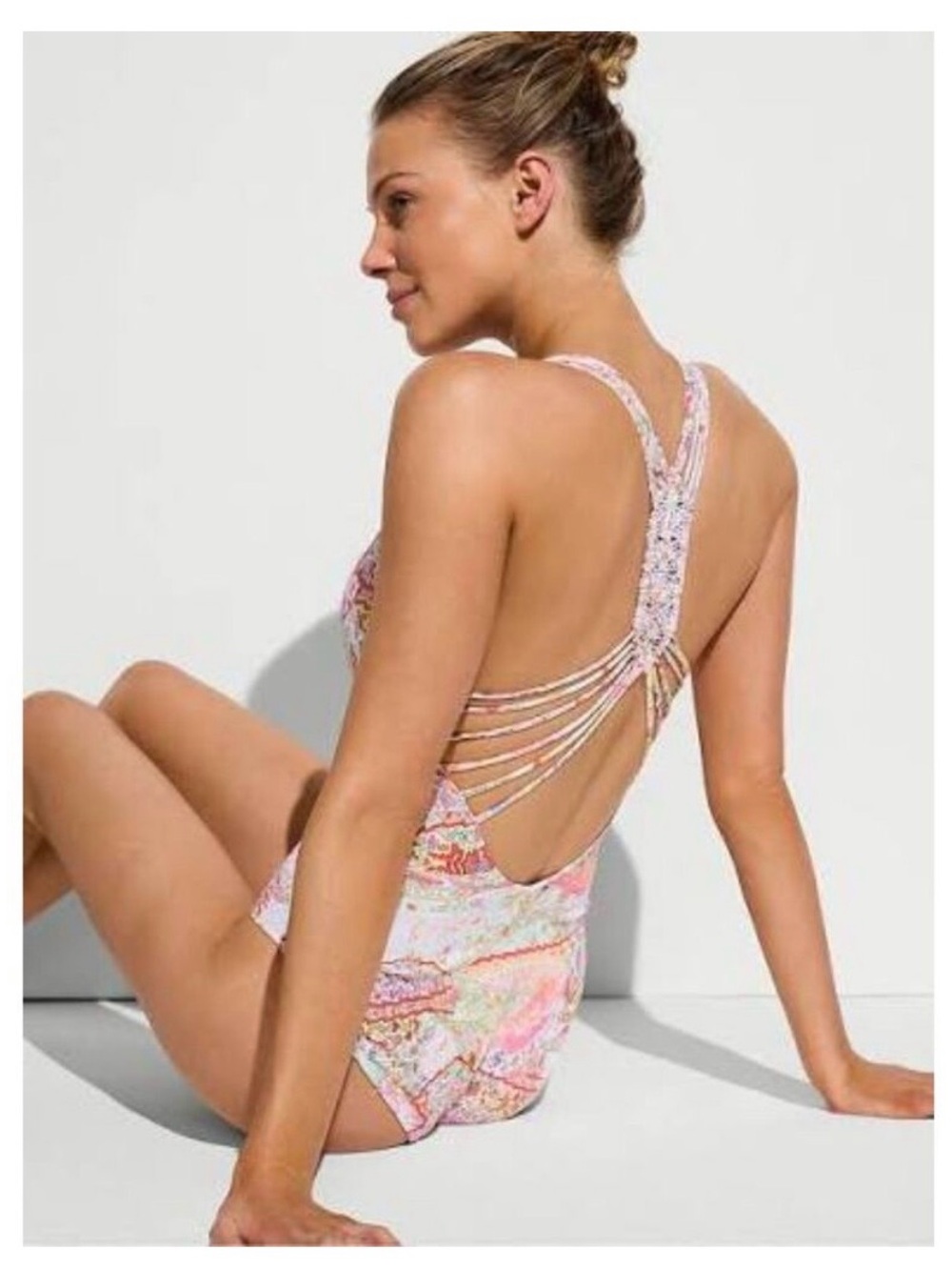 Victoria’s Secret Strappy Back One-Piece Swimsuit in Pastel Floral / Paisley